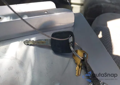 2001 Ford F-250 Lariat/Xl/Xlt z USA, uszkodzony, nr VIN 1FTNX20S41EA79241